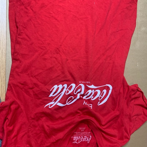 Coca cola tshirt - Picture 1 of 2
